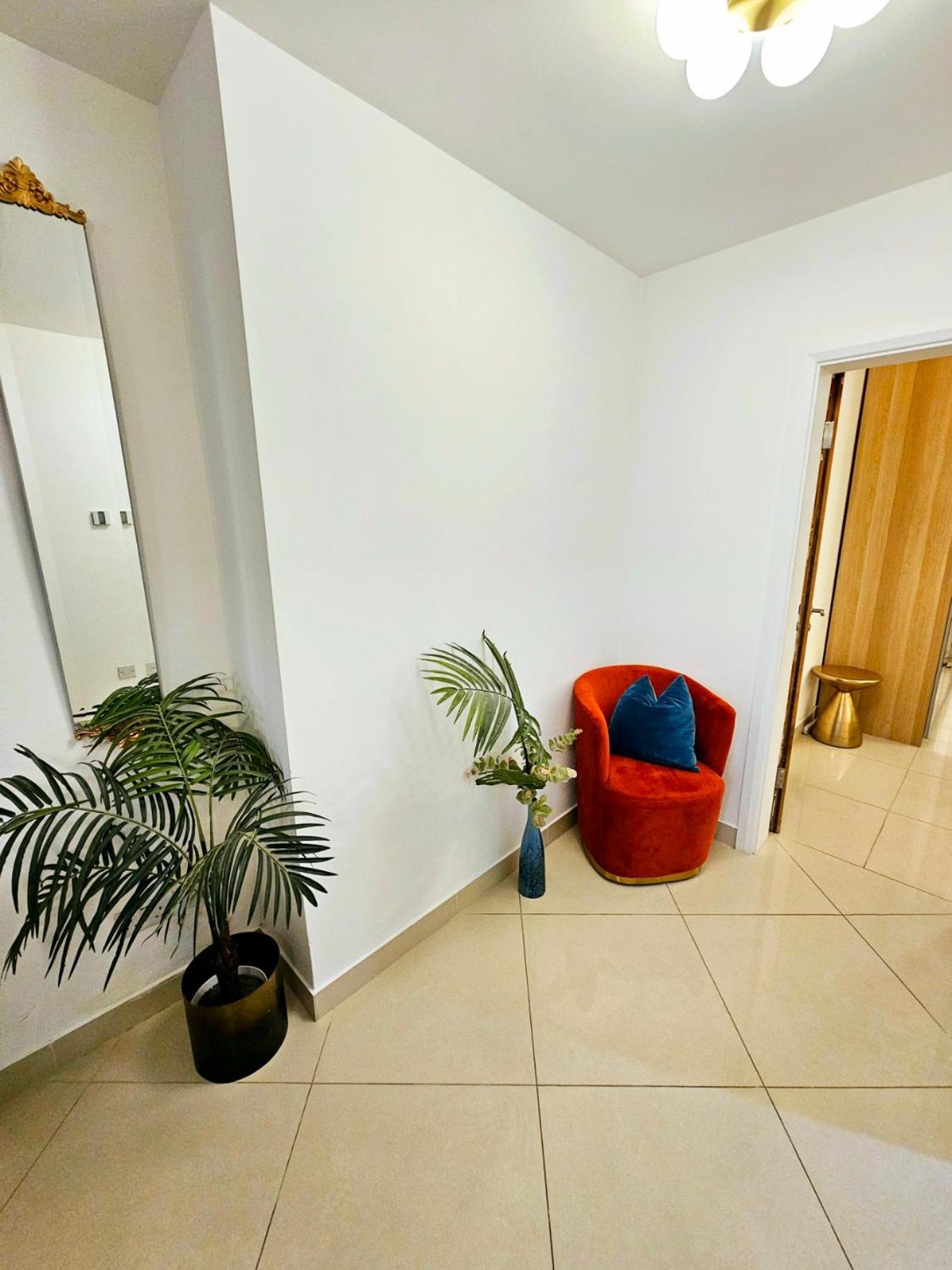 לונדון Modern Hyde Park Home With Private Entrance & Private Back Patio Near Bayswater & Paddington Stations מראה חיצוני תמונה