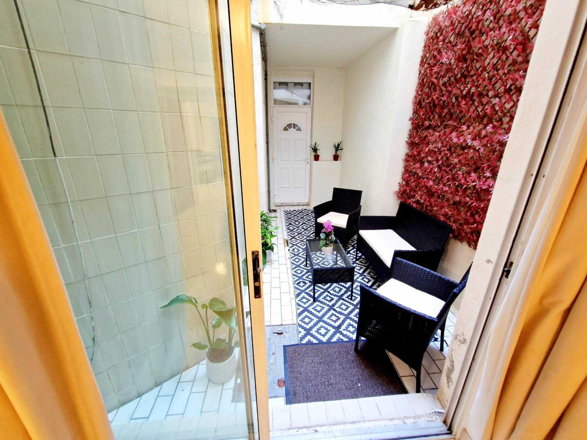 לונדון Modern Hyde Park Home With Private Entrance & Private Back Patio Near Bayswater & Paddington Stations מראה חיצוני תמונה